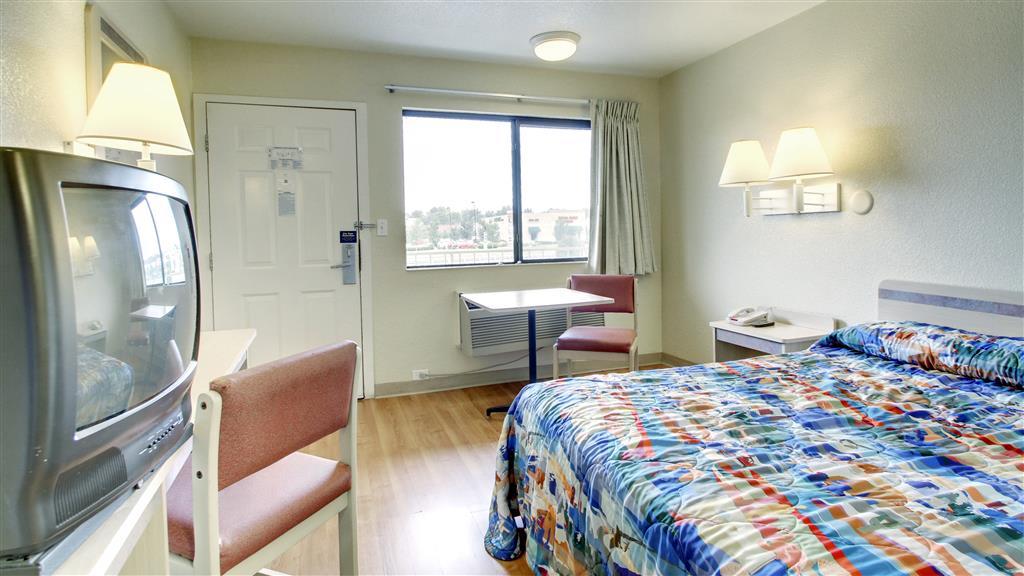 Motel 6 Manhattan Kansas Quarto foto