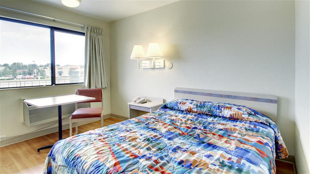 Motel 6 Manhattan Kansas Quarto foto
