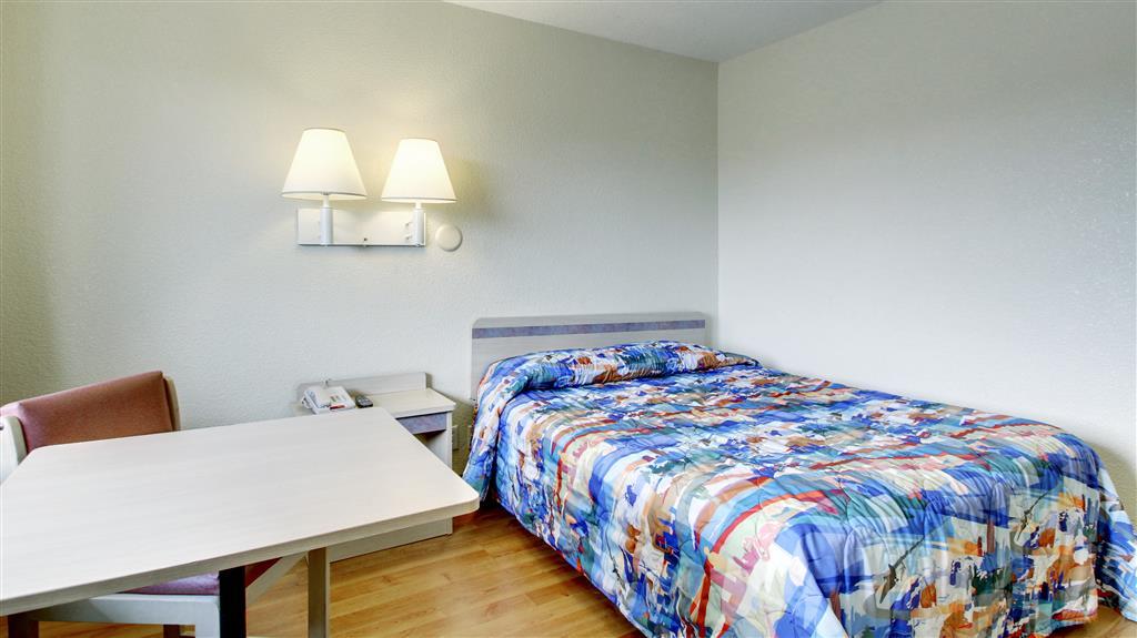 Motel 6 Manhattan Kansas Quarto foto